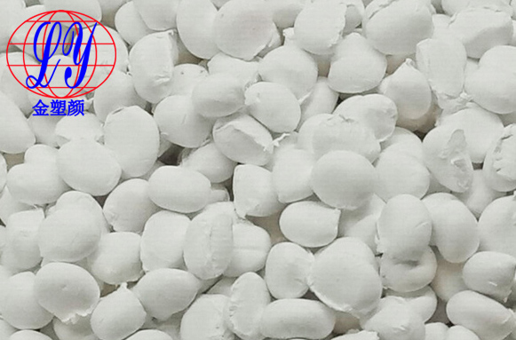 ?填充母料在吹膜中加入的比例是多少？